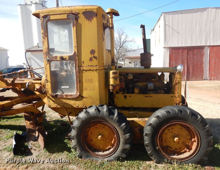 image for item IG9225 Caterpillar 212  rigid frame motor grader