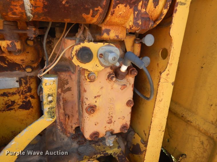 image for item IG9225 Caterpillar 212  rigid frame motor grader