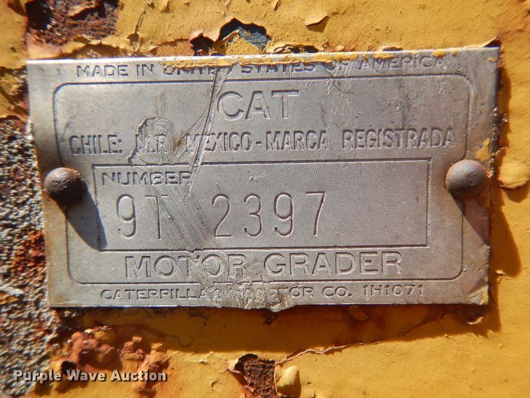 image for item IG9225 Caterpillar 212  rigid frame motor grader