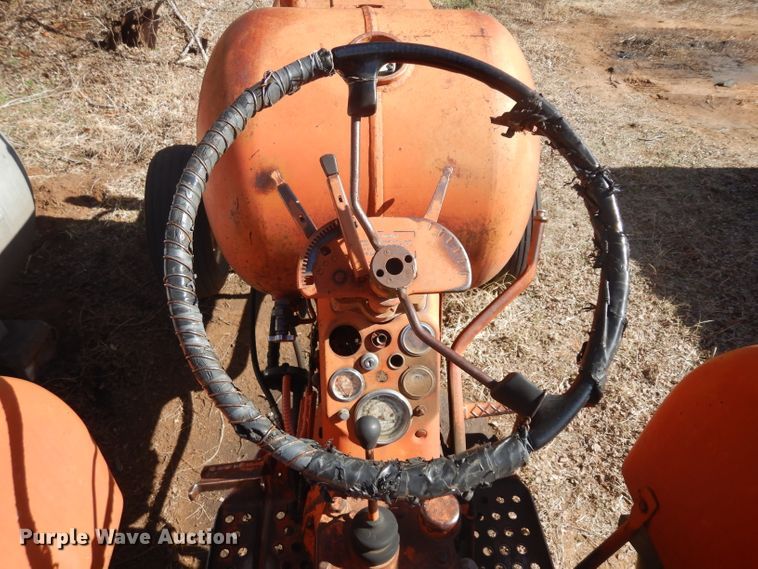 image for item IG9226 1959 Allis-Chalmers D17  tractor