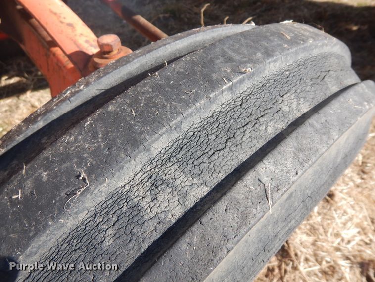 image for item IG9231 1981 Case 1290  tractor