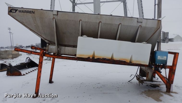 image for item IP9001 2010 Warren AC2400-14 spreader