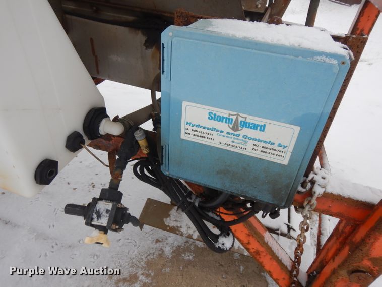 image for item IP9001 2010 Warren AC2400-14 spreader