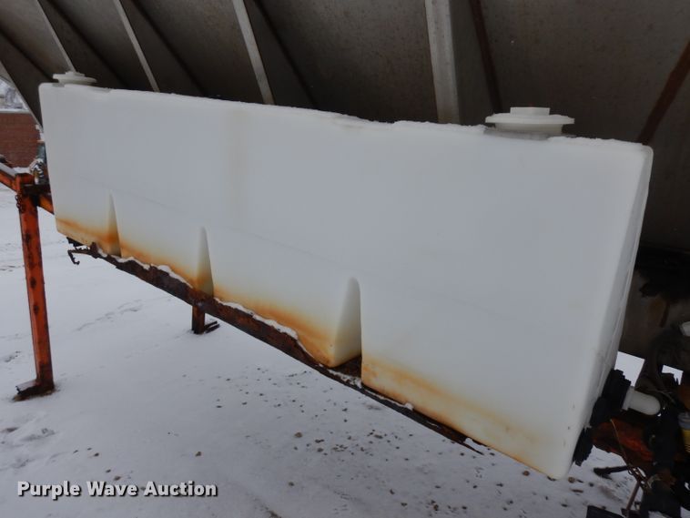 image for item IP9001 2010 Warren AC2400-14 spreader