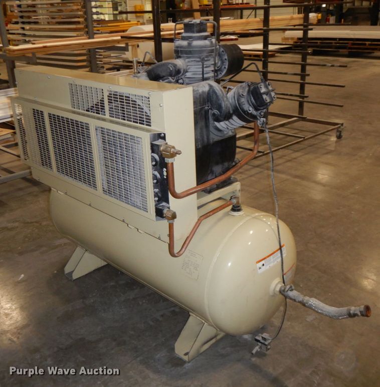 image for item DF6417 Ingersoll Rand 15TE15  air compressor