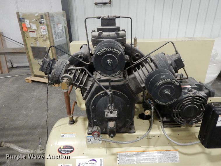 image for item DF6417 Ingersoll Rand 15TE15  air compressor