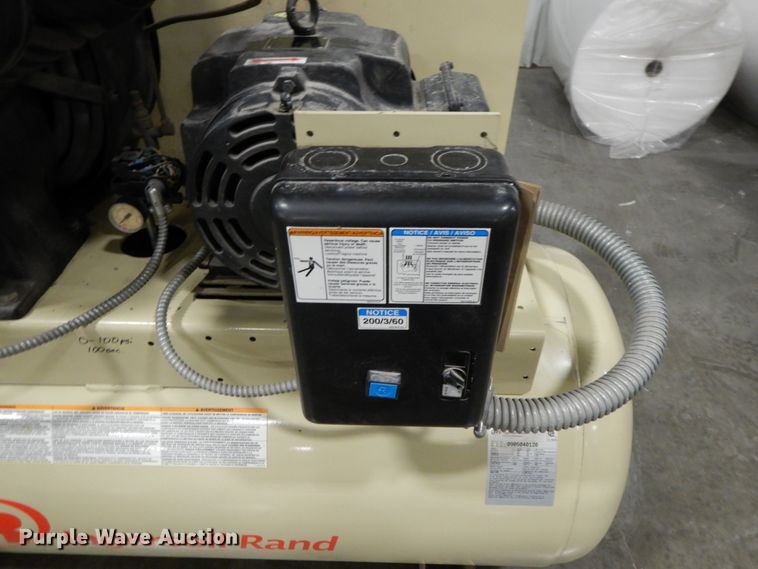 image for item DF6417 Ingersoll Rand 15TE15  air compressor
