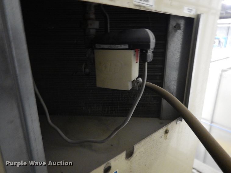 image for item DF6418 Ingersoll Rand NVC200A40N refrigerated air dryer
