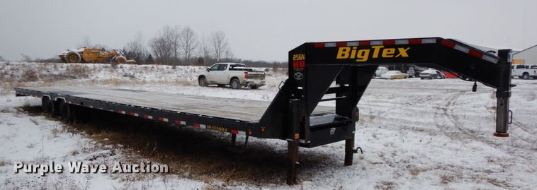 image for item DF6427 2019 Big-Tex 25GN-40 equipment trailer