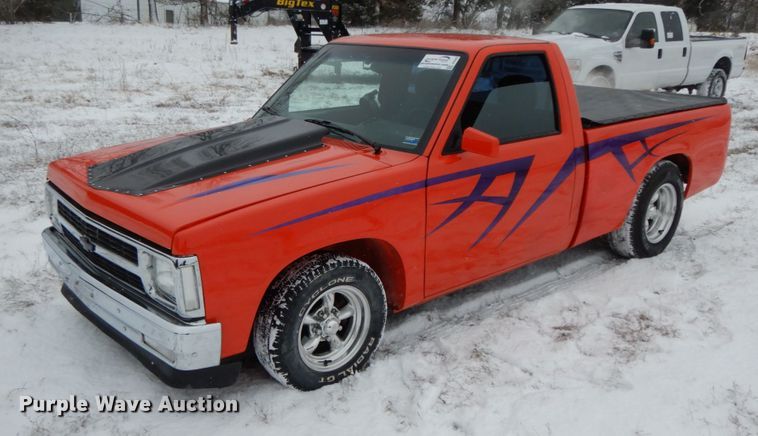 image for item DF6429 1991 Chevrolet S10  pickup truck