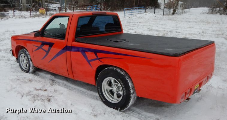 image for item DF6429 1991 Chevrolet S10  pickup truck