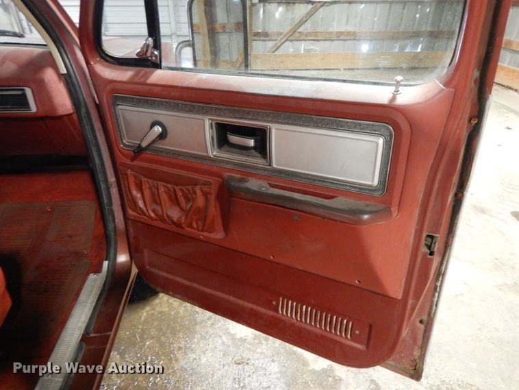 image for item DF6433 1978 GMC Jimmy  SUV