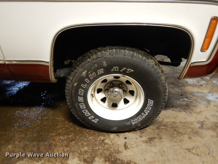 image for item DF6433 1978 GMC Jimmy  SUV