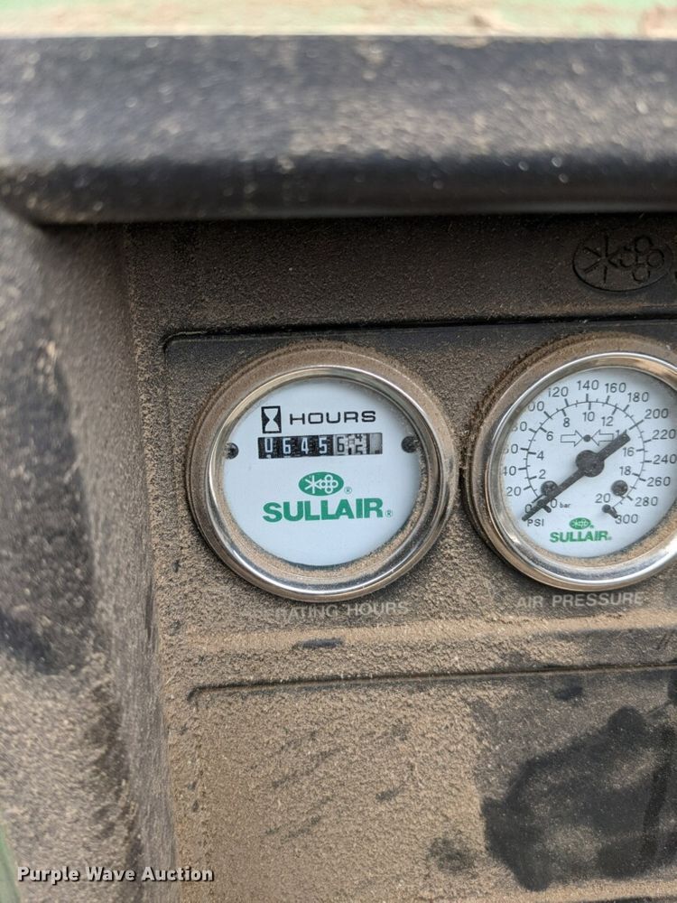image for item DG1633 2010 Sullair 185 DPQ CA3  air compressor
