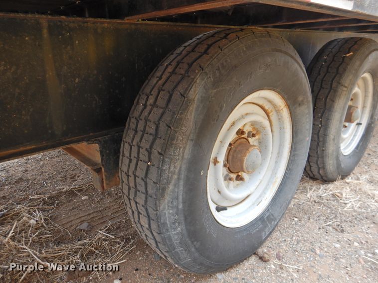 image for item DG1646 1998 PJ Trailers 24GN  equipment trailer