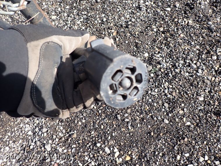 image for item DJ0010 2005 Haulmark FNV7X16WT2 enclosed cargo trailer