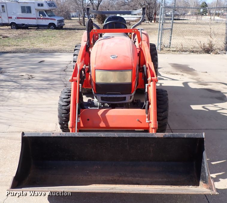 image for item DJ0039 Kioti CK30 HST  MFWD tractor