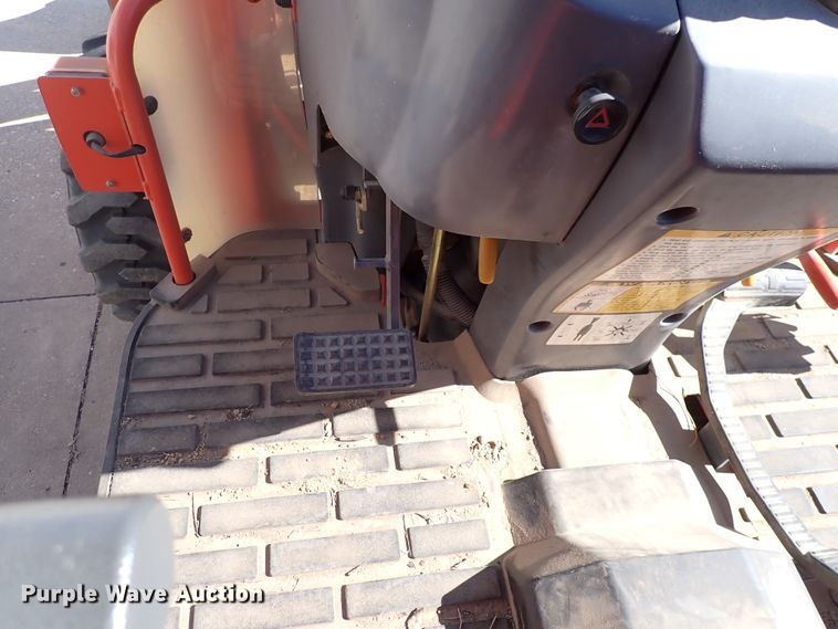 image for item DJ0039 Kioti CK30 HST  MFWD tractor