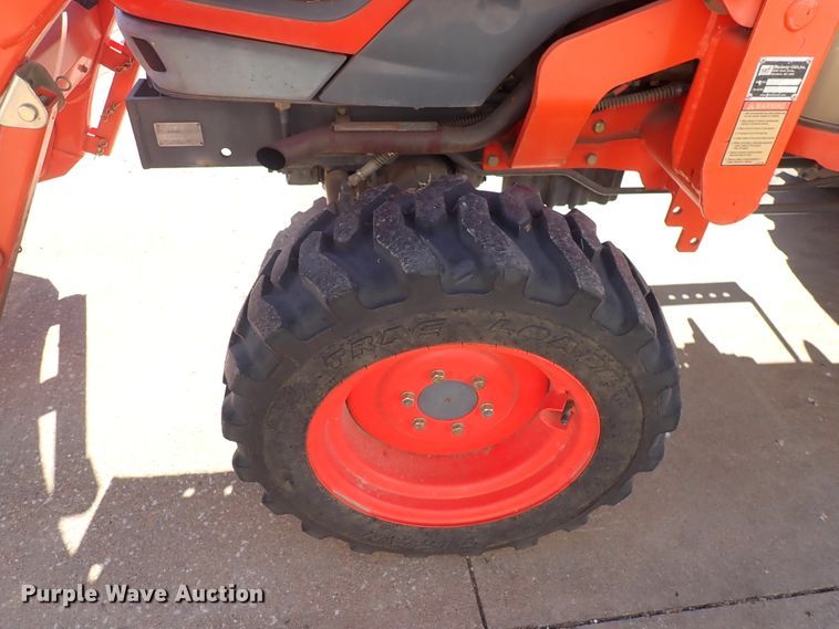 image for item DJ0039 Kioti CK30 HST  MFWD tractor