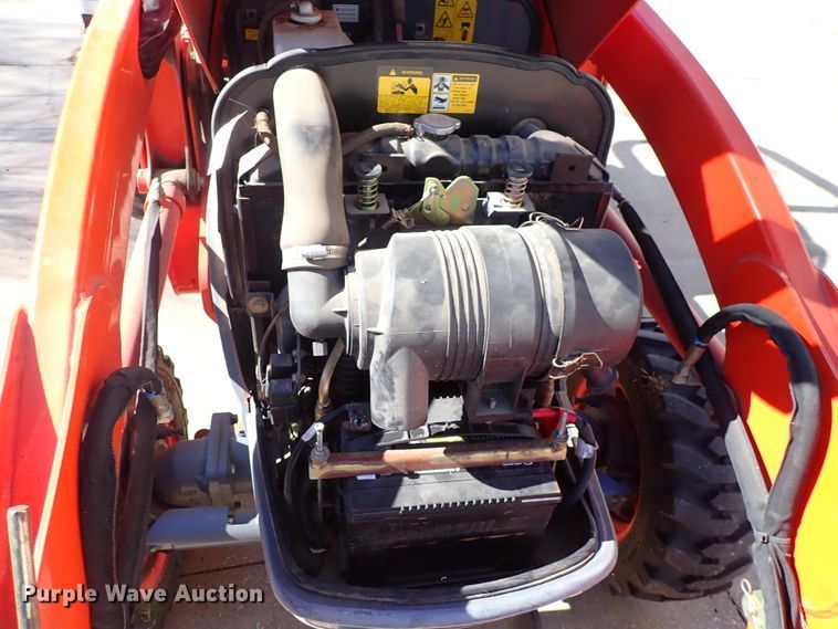 image for item DJ0039 Kioti CK30 HST  MFWD tractor