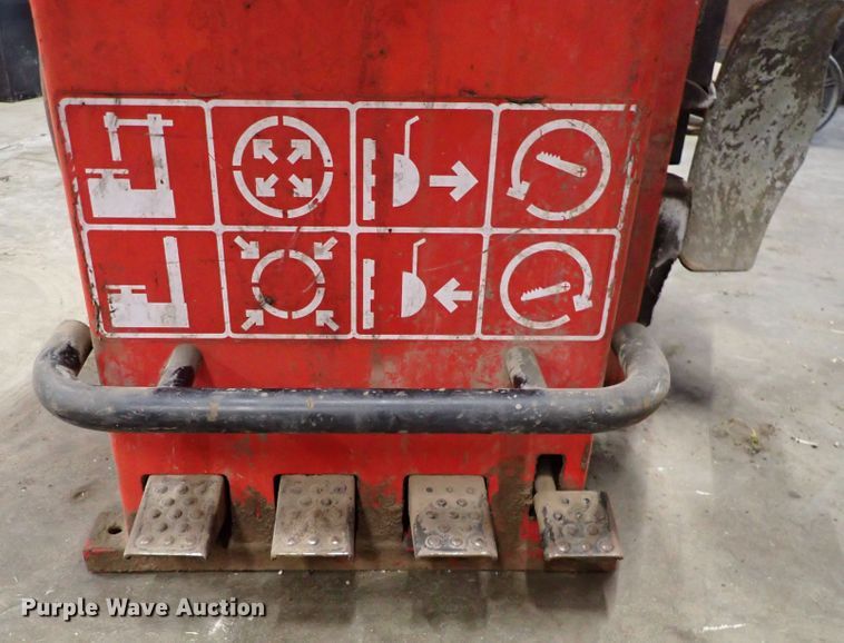 image for item DJ0048 Ammco 740 rim clamp tire machine