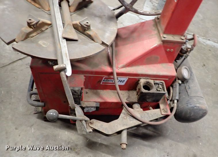 image for item DJ0048 Ammco 740 rim clamp tire machine