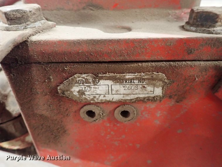 image for item DJ0048 Ammco 740 rim clamp tire machine