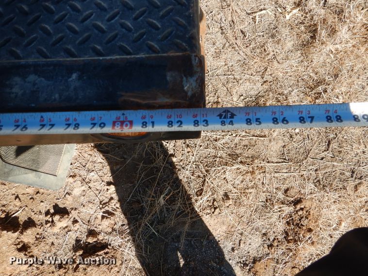 image for item DJ4918 2003 Chevrolet Silverado 1500  Ext. Cab flatbed pickup truck