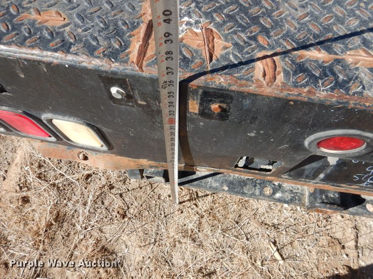 image for item DJ4918 2003 Chevrolet Silverado 1500  Ext. Cab flatbed pickup truck