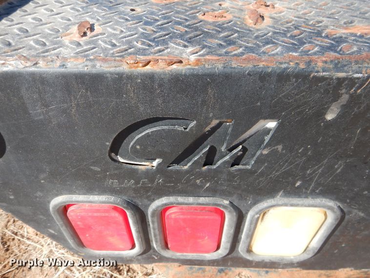 image for item DJ4918 2003 Chevrolet Silverado 1500  Ext. Cab flatbed pickup truck