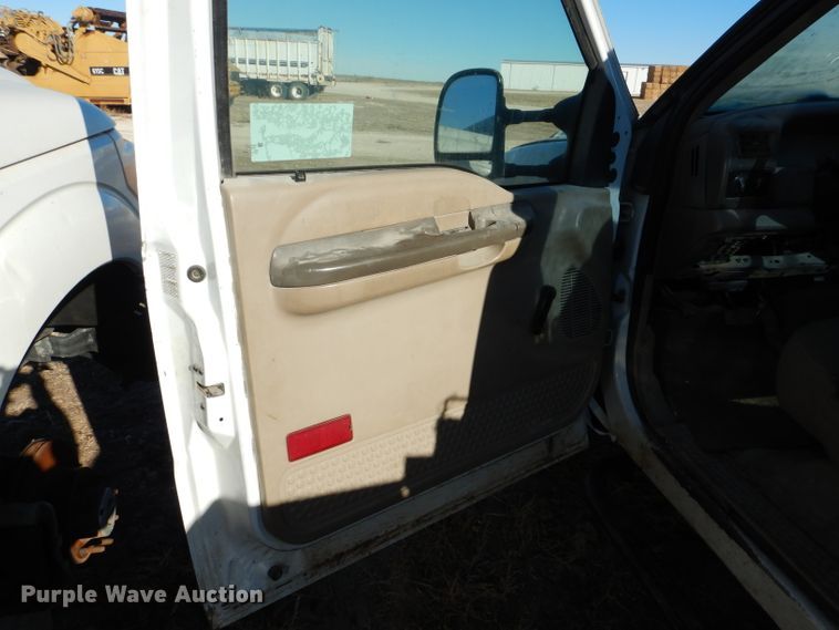 image for item DJ4923 Ford F450 Super Duty  utility / service truck