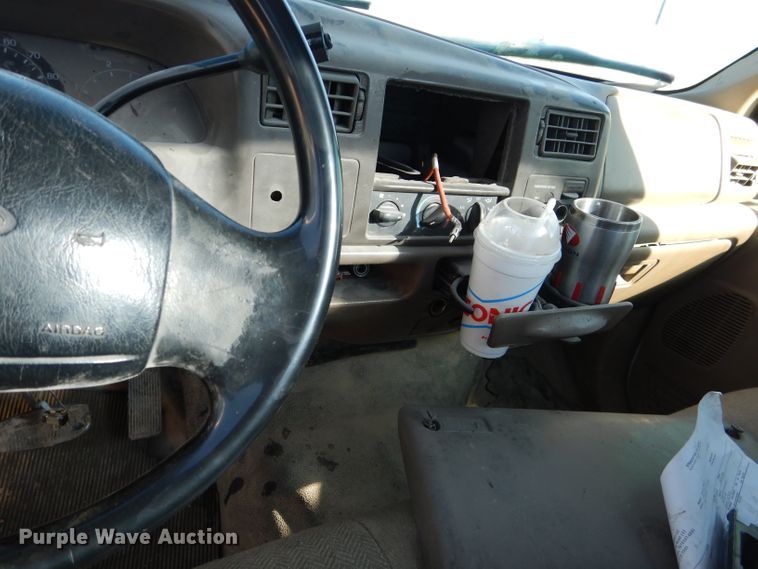 image for item DJ4923 Ford F450 Super Duty  utility / service truck