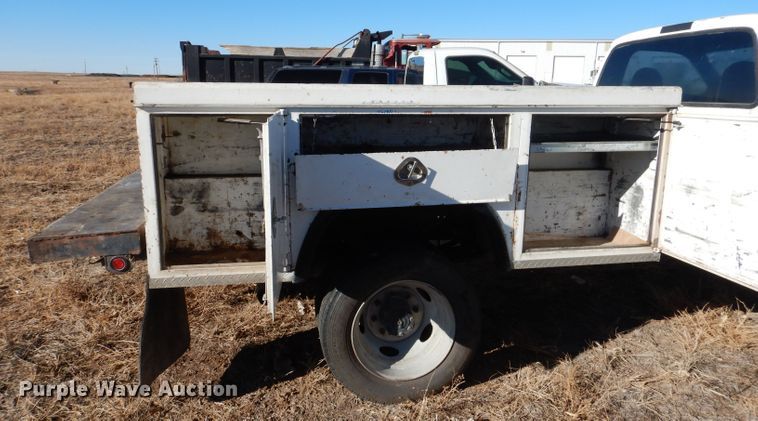 image for item DJ4923 Ford F450 Super Duty  utility / service truck