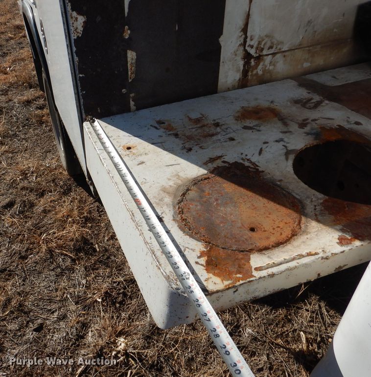 image for item DJ4923 Ford F450 Super Duty  utility / service truck