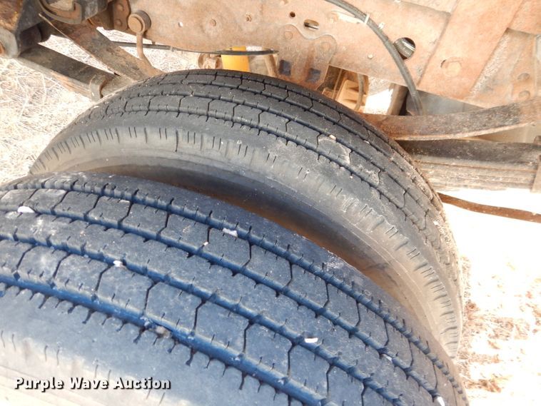 image for item DJ4923 Ford F450 Super Duty  utility / service truck