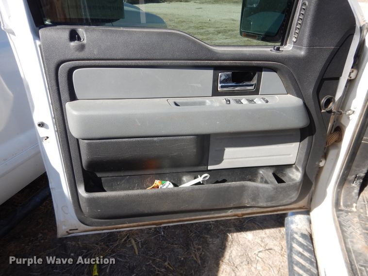 image for item DJ4947 2014 Ford F150  SuperCrew pickup truck