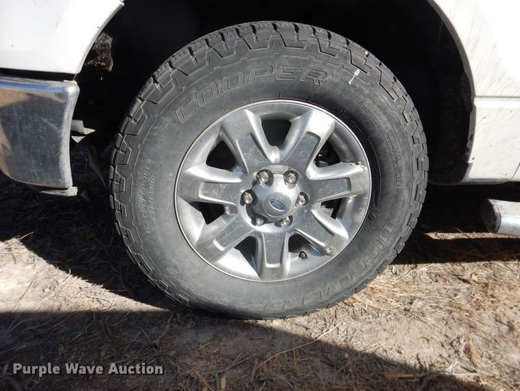 image for item DJ4947 2014 Ford F150  SuperCrew pickup truck