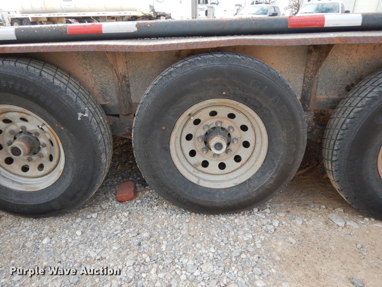 image for item DJ8076 2017 Tiger utility trailer