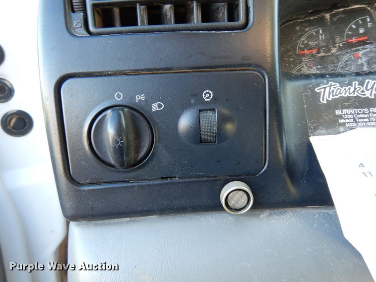 image for item DJ8206 2006 Ford F650  winch truck