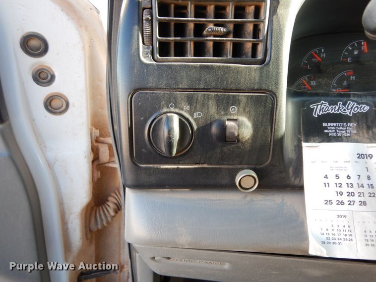 image for item DJ8206 2006 Ford F650  winch truck