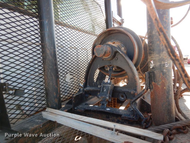 image for item DJ8206 2006 Ford F650  winch truck