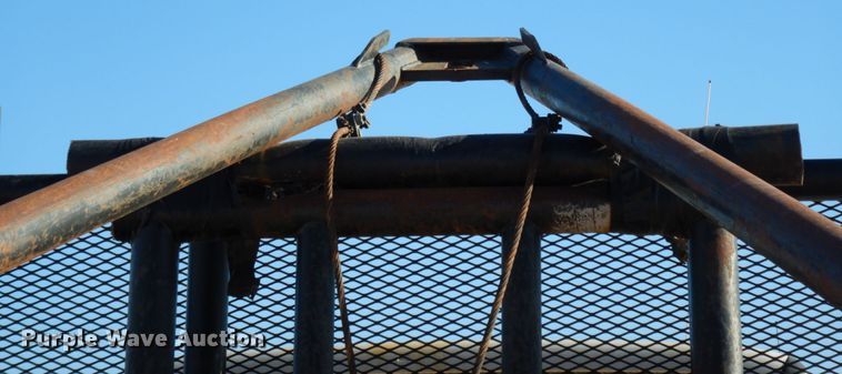 image for item DJ8206 2006 Ford F650  winch truck