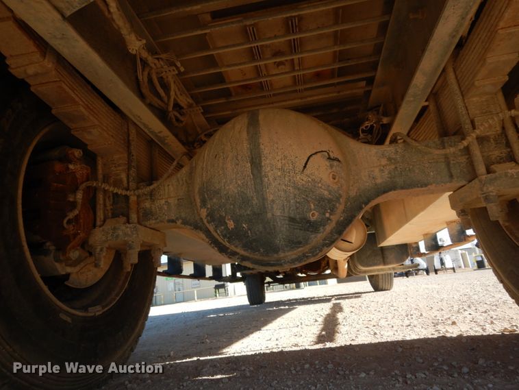 image for item DJ8206 2006 Ford F650  winch truck