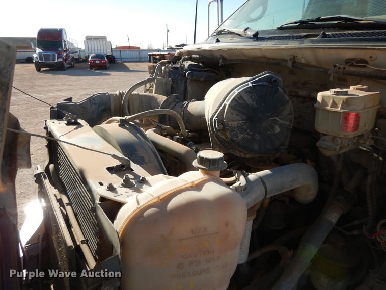 image for item DJ8206 2006 Ford F650  winch truck