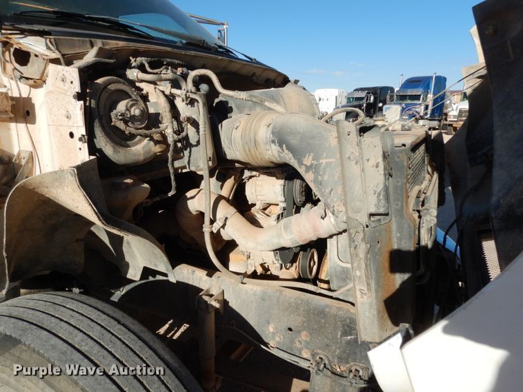 image for item DJ8206 2006 Ford F650  winch truck