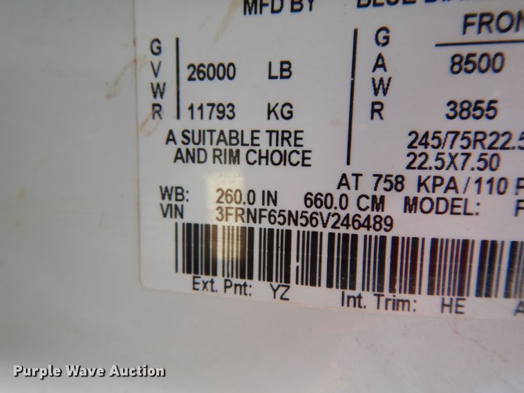 image for item DJ8206 2006 Ford F650  winch truck