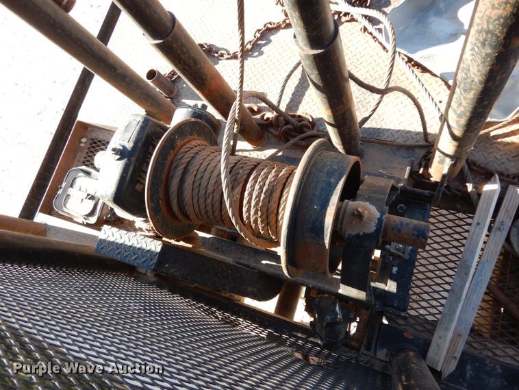 image for item DJ8206 2006 Ford F650  winch truck