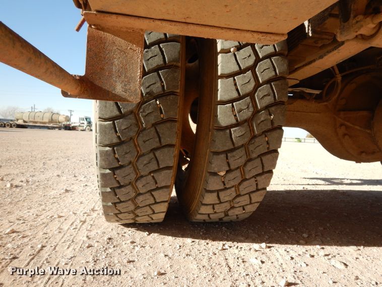 image for item DJ8206 2006 Ford F650  winch truck