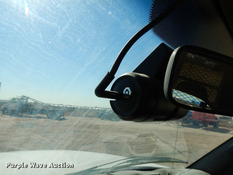 image for item DJ8208 2001 Dodge Ram 3500  winch truck