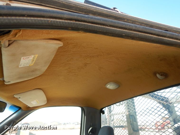 image for item DJ8208 2001 Dodge Ram 3500  winch truck